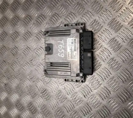 Peugeot 508 II Engine control unit/module 9841351080