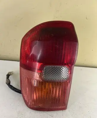 Toyota RAV 4 (XA20) Rear/tail lights ICHIKOH4226 4226
