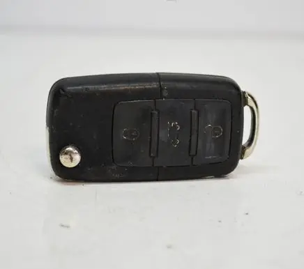 Volkswagen Jetta V Ignition key/card 