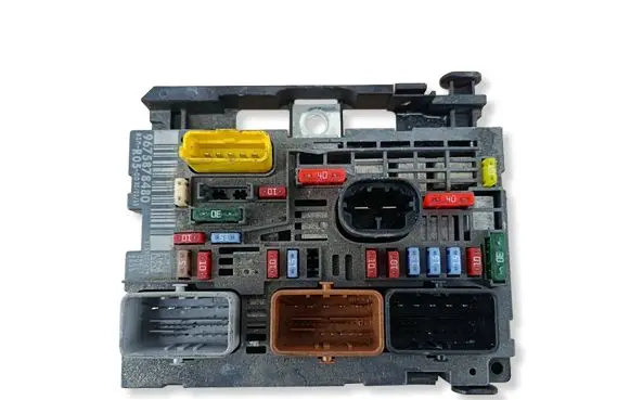 Citroen Berlingo BSM Control unit 9675878480 57000279