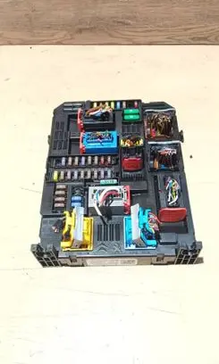 Peugeot Partner III Comfort/convenience module 9855665180 0942460222 28799345