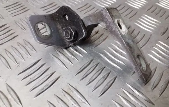 Rear door upper hinge