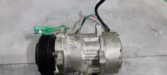 Volvo S40, V40 Air conditioning (A/C) compressor (pump) 30899721