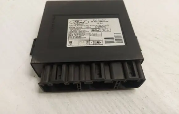Ford Focus Comfort/convenience module 98AG15K600DB 5WK47230B