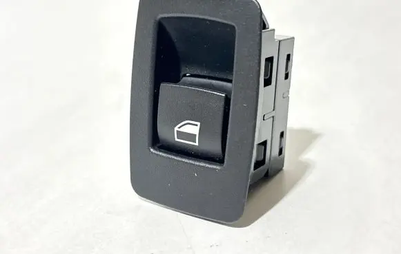 BMW 1 F20 F21 Electric window control switch 9208106 61319208106 L1B06200