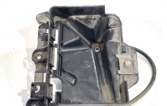 Skoda Fabia Mk3 (NJ) Battery bracket 6C0915331D