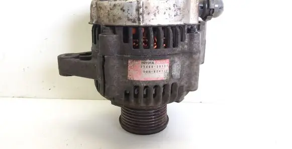 Toyota Hiace (H200) Generator/alternator