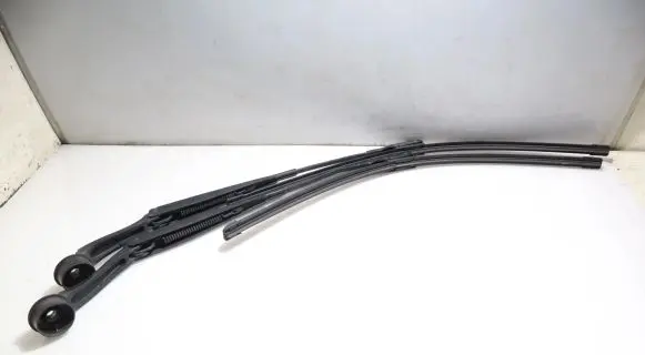 Ford Mondeo MK V Front wiper blade arm