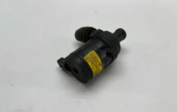 Audi Q7 4L Electric auxiliary coolant/water pump 7L0965561L