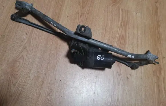 Audi A4 S4 B5 8D Front wiper linkage and motor 8D1955325