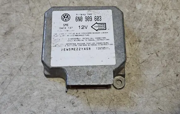 Volkswagen Transporter - Caravelle T4 Airbag control unit/module 6N0909603
