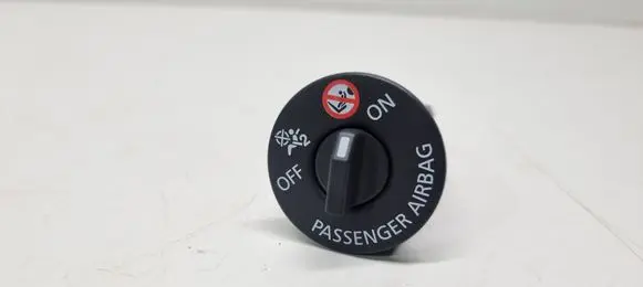 Renault Clio V Passenger airbag on/off switch 681991670R