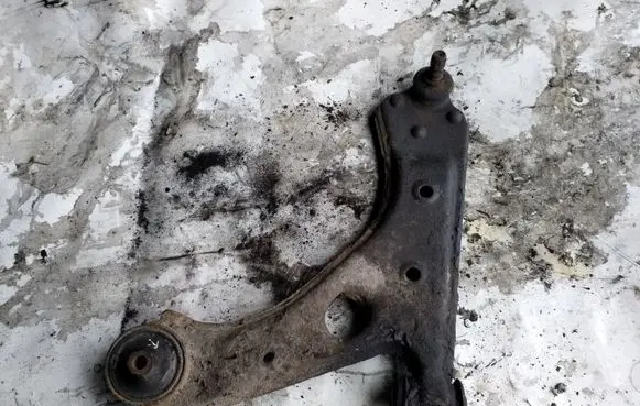 Opel Corsa D Front lower control arm/wishbone