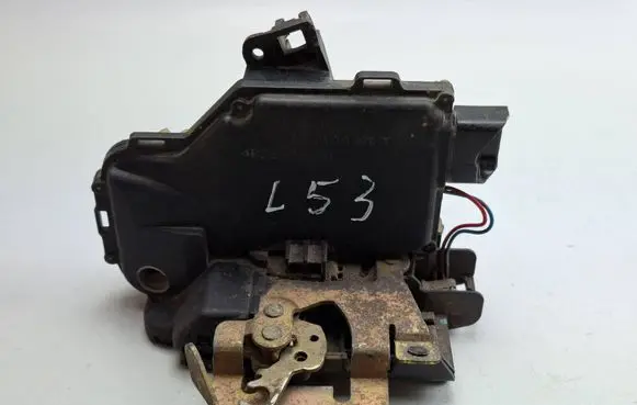 Audi A4 S4 B6 8E 8H Front door lock 4B2837016G