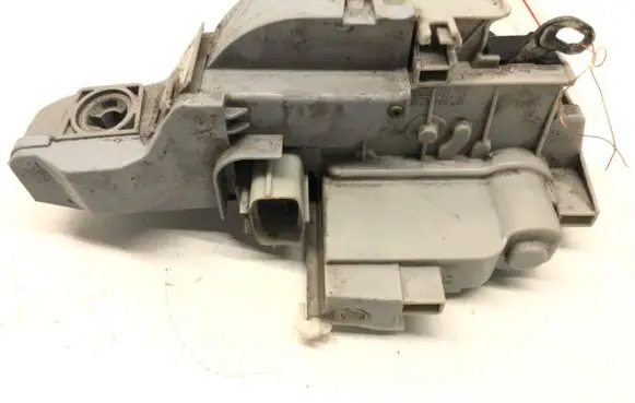Fiat Bravo Front door lock 51798291