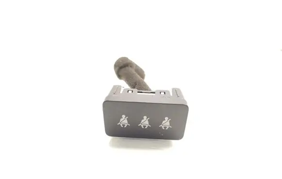 Passenger airbag on/off switch
