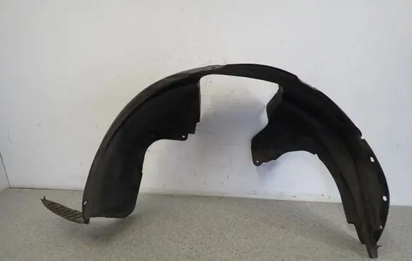 Mazda 2 Front arch 