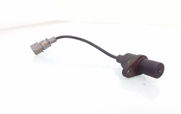 Hyundai Elantra Crankshaft position sensor 3918022600
