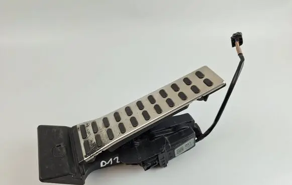 KIA Sportage Accelerator throttle pedal 