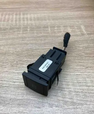 Volkswagen Polo IV 9N3 Windscreen/window heater switch 6Q0959621