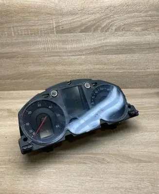 Speedometer (instrument cluster)