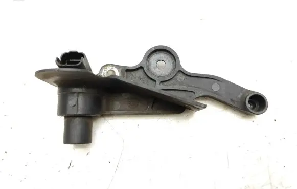 Citroen C2 Crankshaft position sensor 9639999880