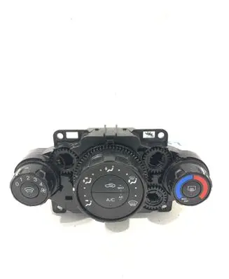 Ford Fiesta Climate control unit 8A6119980DG