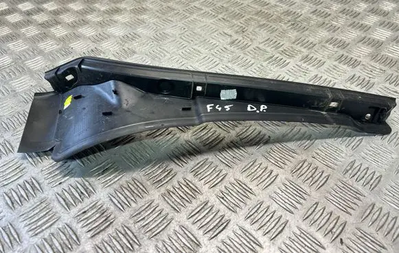 BMW 2 F45 Fender end trim 7300518