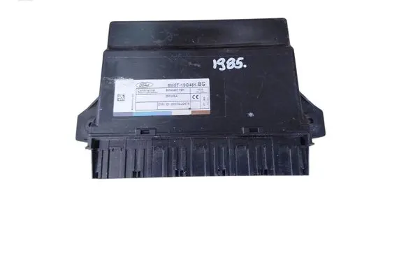Ford Kuga I Comfort/convenience module 8M5T19G481BG