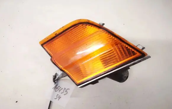 Nissan Micra Front indicator light 89027936