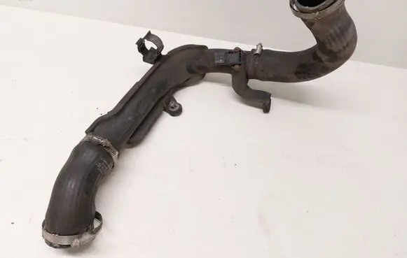 Volkswagen Scirocco Intercooler hose/pipe 1K0145770AE 1K0145762HC 0281002977
