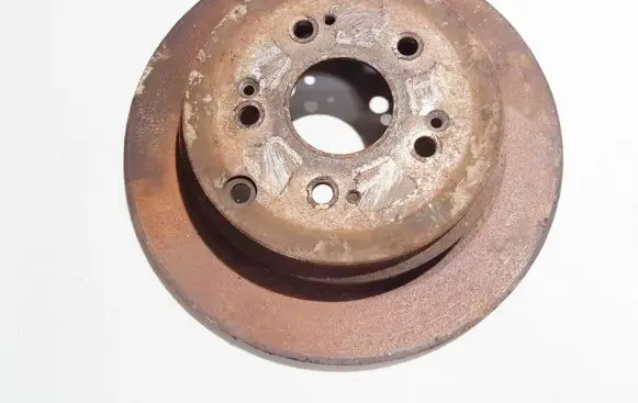 Honda CR-V Rear brake disc neventiliuojamas