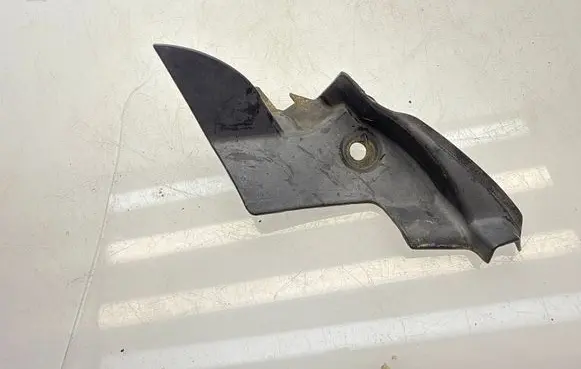 Subaru Forester SG Wiper trim