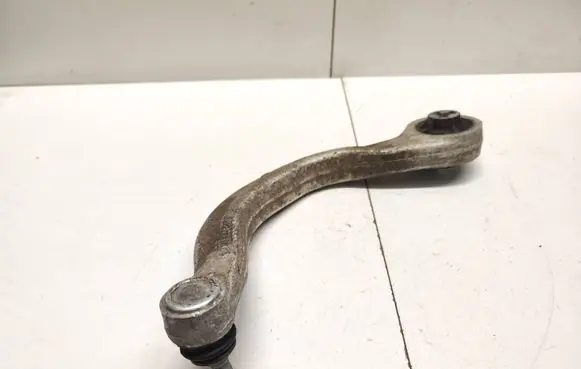 Tesla Model Y Front lower control arm/wishbone 104435400A 193380015640
