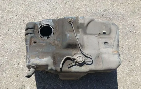 Chrysler Sebring (JS) Fuel tank 05085701