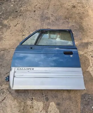Hyundai Galloper Front door