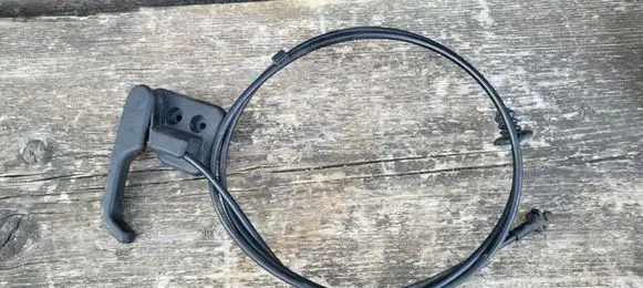 Volkswagen Polo III 6N 6N2 6NF Engine bonnet/hood lock release cable 6N1823531