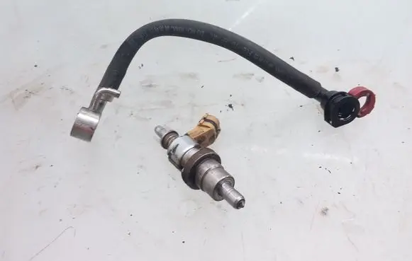 Toyota Avensis T250 Fuel injector 2371026011 003119E