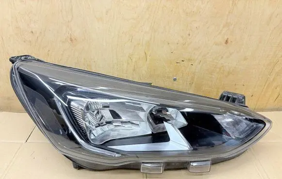 Ford Focus Headlight/headlamp MX7B13E014CE