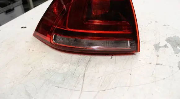 Volkswagen Golf VII Rear/tail lights 5G0945095P