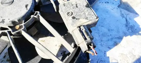Ford Focus Coolant fan relay 940002906