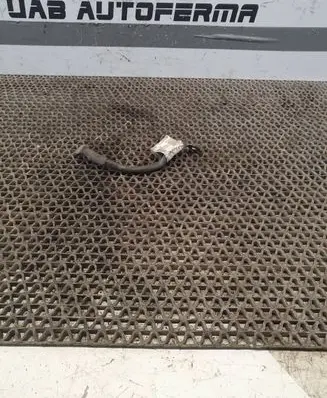 Volkswagen Touran II Negative earth cable (battery)