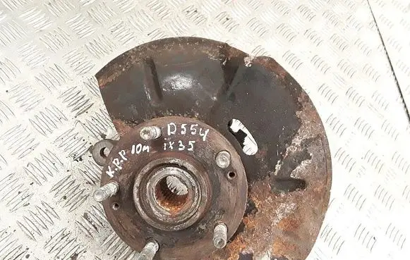Hyundai ix35 Front wheel hub 517152Y000