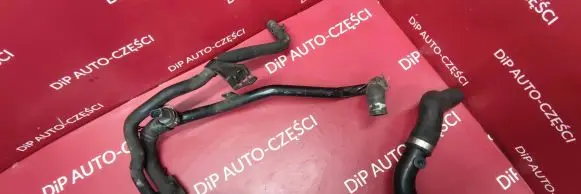 Volkswagen Tiguan Engine coolant pipe/hose 5N0121070L