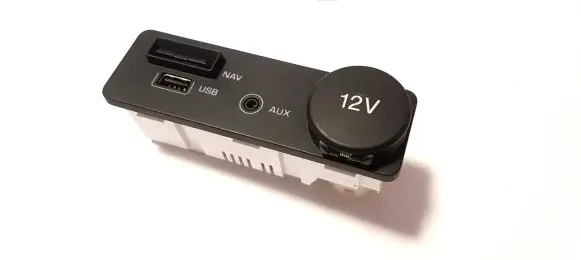 Jaguar XE USB socket connector FK7219C166BD
