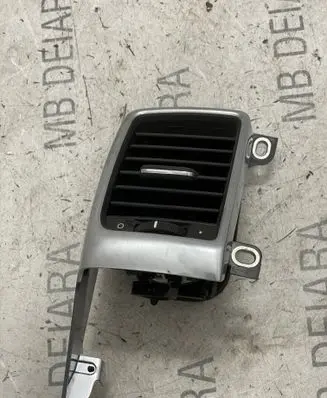 Porsche Panamera (970) Rear air vent grill 970553172