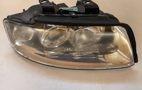 Audi A4 S4 B6 8E 8H Headlight/headlamp 8E0941030C