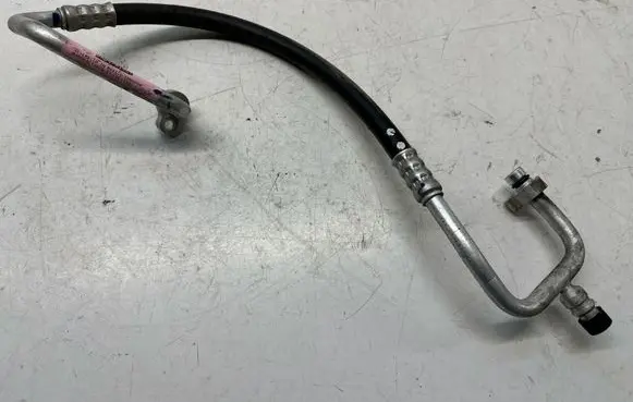 Air conditioning (A/C) pipe/hose
