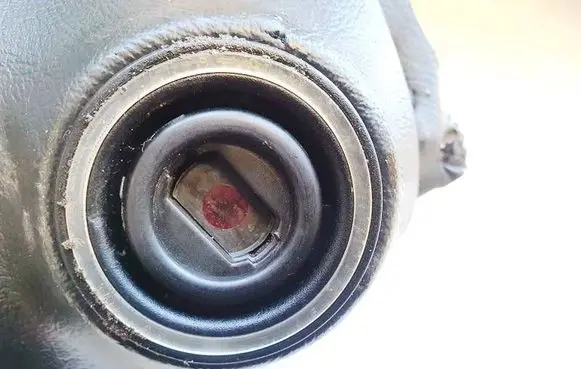 Mercedes-Benz CLK A208 C208 Ignition lock contact 2105450208 33000301