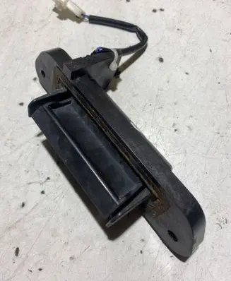 Mitsubishi Grandis Tailgate opening switch 